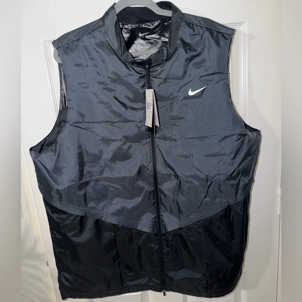 Nike ThermaFit ADV golf vest